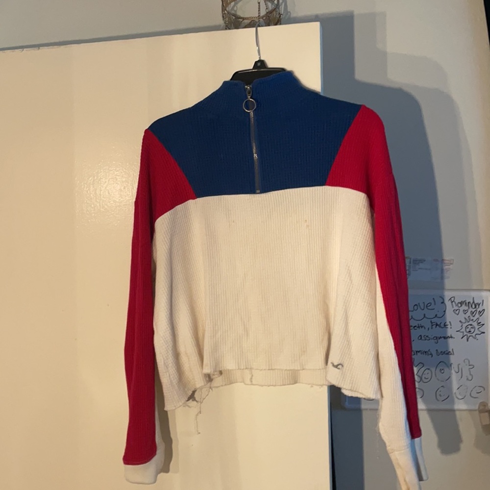 Hollister sweater